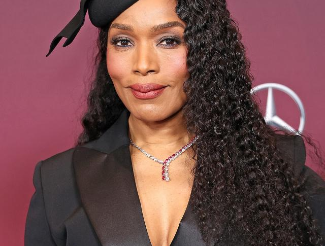 Angela Bassett