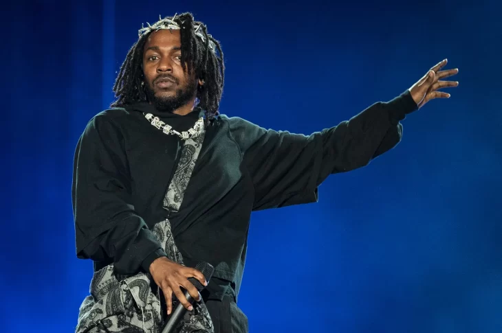 Kendrick Lamar called out during Raw's Netflix debut